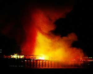 Southend Pier Fire Essex Oct. 2005 for ITV ~ HVC 
